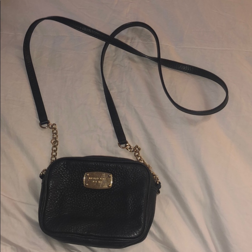 Pre-loved Michael Kors Crossbody